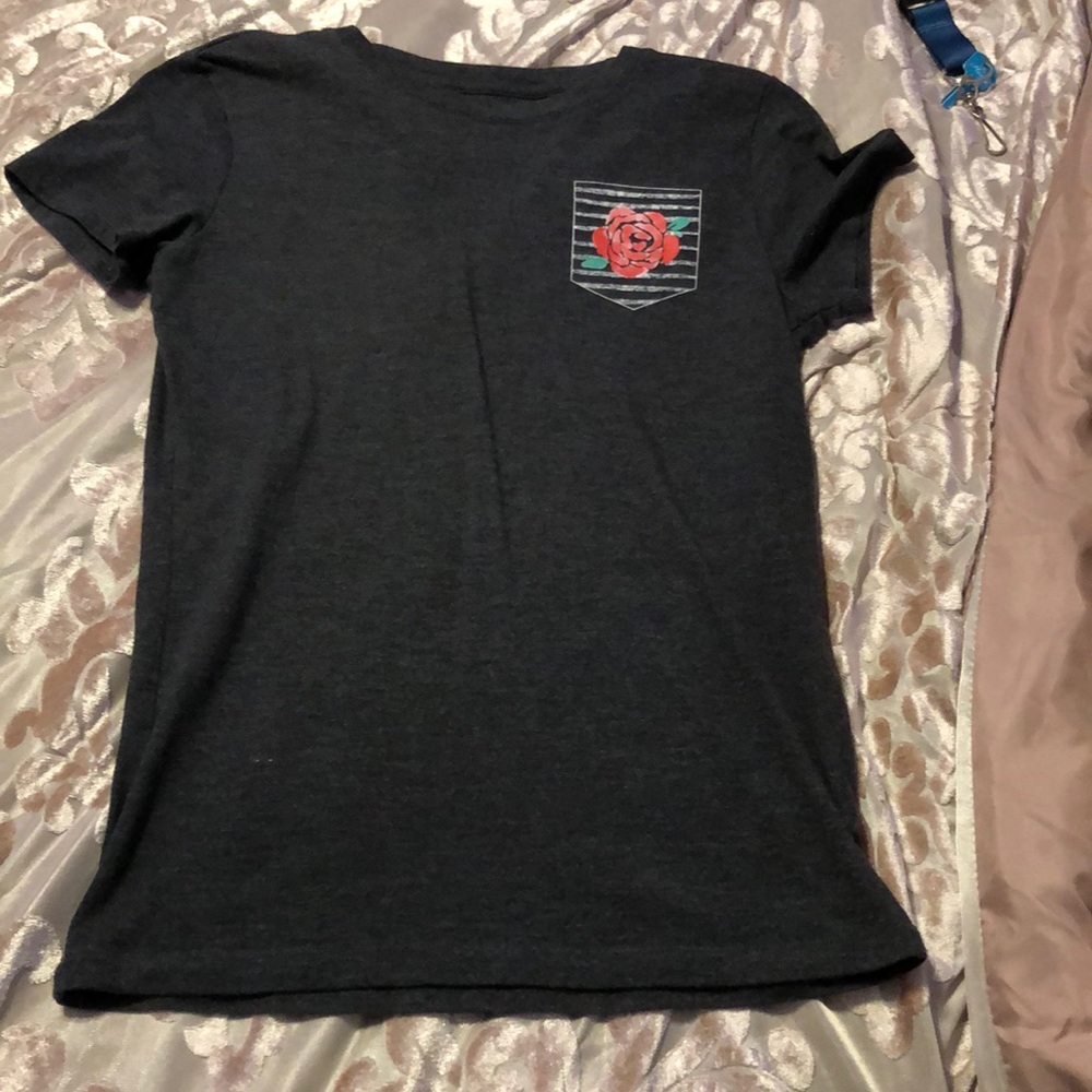 size: m/m. design is a bit faded